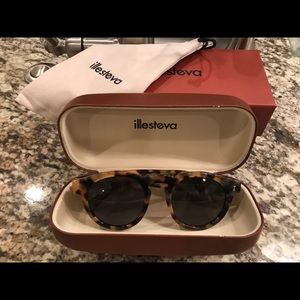 Illesteva Tortoise Leonard Unisex Sunglasses